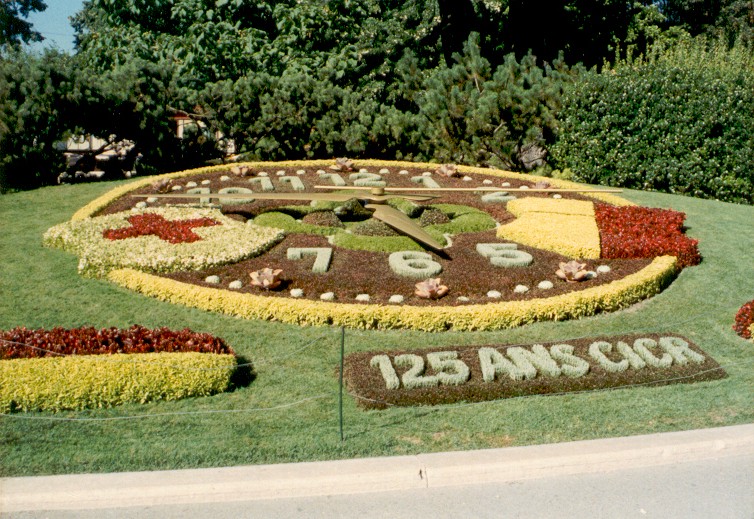 Lake Geneva Promenade and the English Garden: A Walking Guide
