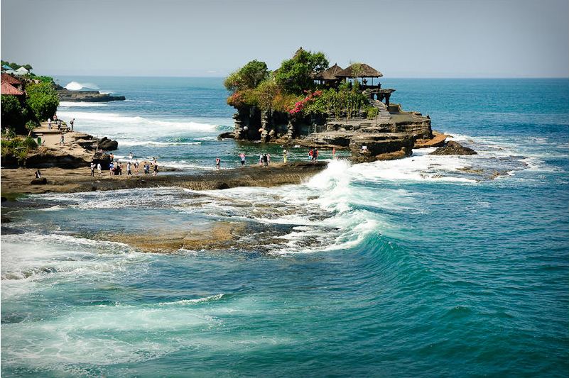 A First-Timer's Guide to Bali's Temples and Etiquette