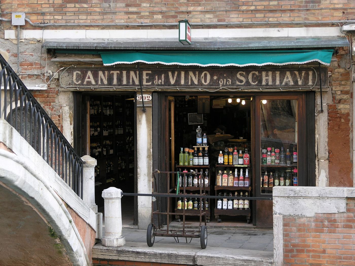 A bacaro wine bar in Venice