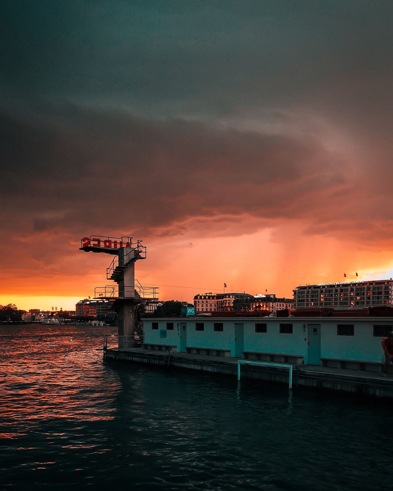 Les Pâquis: Geneva's Multicultural Lakefront Neighborhood