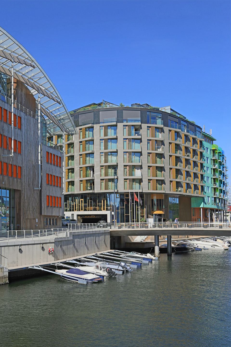 Aker Brygge and Tjuvholmen: Oslo's Modern Waterfront