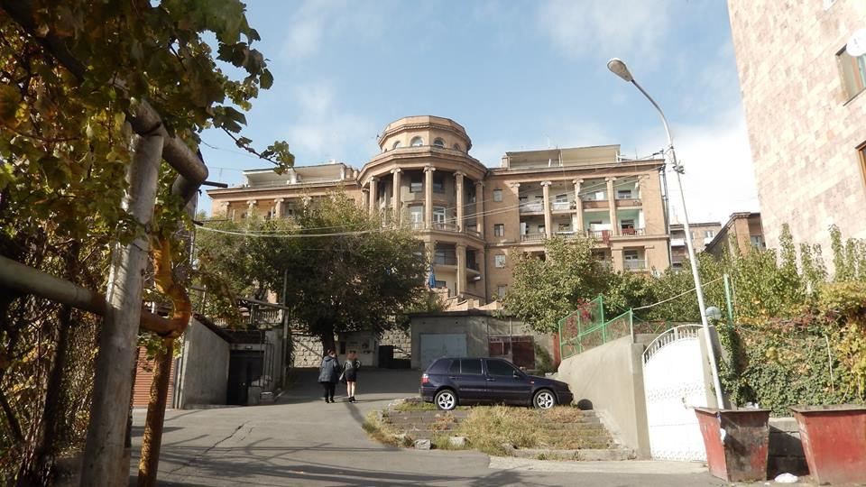 Street view of Saryan Street in Yerevan