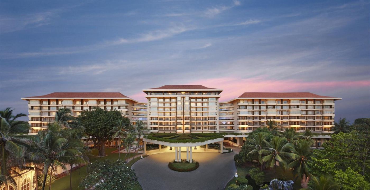Taj Samudra Colombo gardens near Galle Face Green