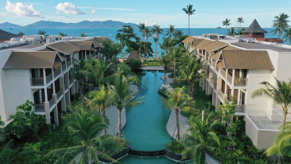 Holiday Inn Resort Samui Bophut Beach family pool