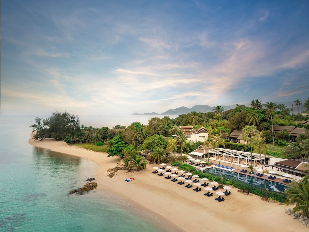 Anantara Lawana Koh Samui Resort villas and pool
